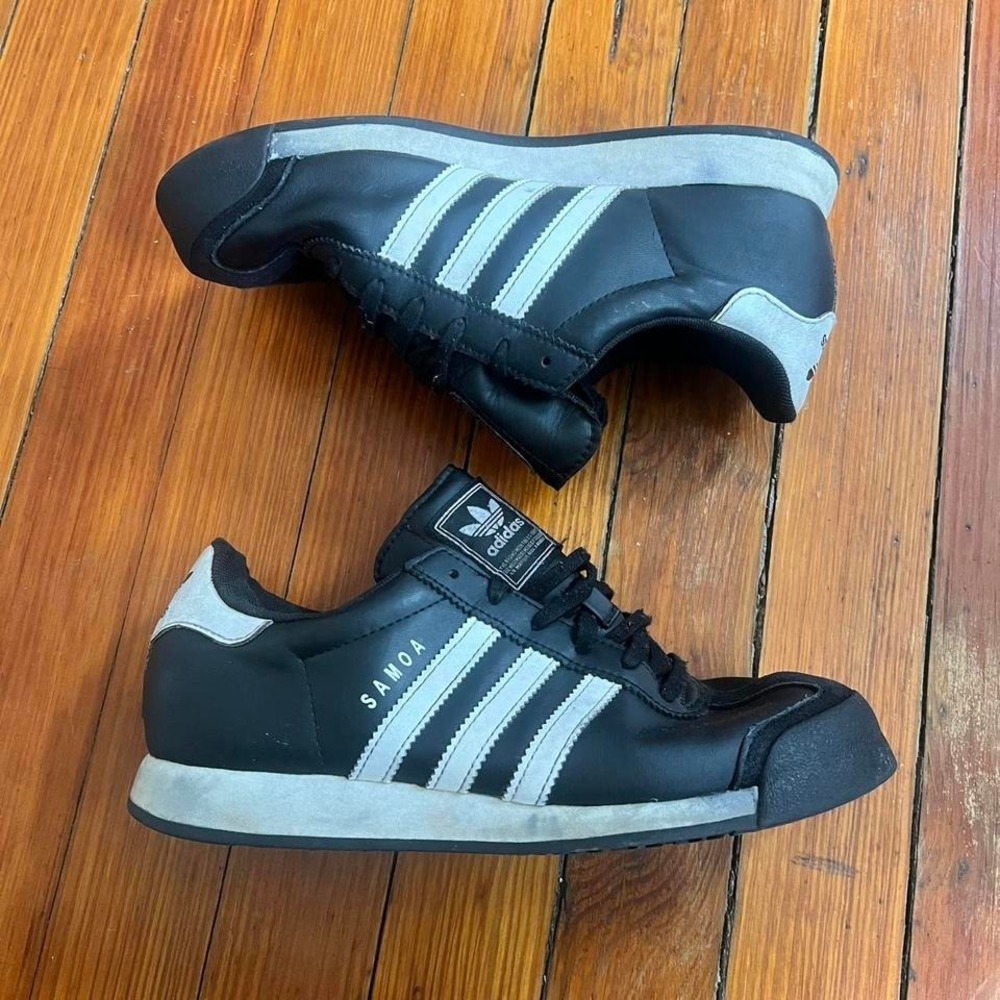 Adidas Original Samoa sneakers size 7w